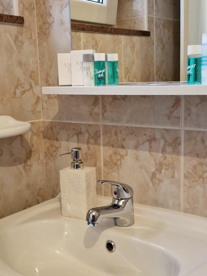 Lana 1 Hotel Сен Екстериор снимка